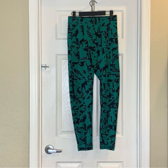 Yitty Spotlight Shaping High Rise Teal and Black Leggings Size Large - Picture 8 of 9